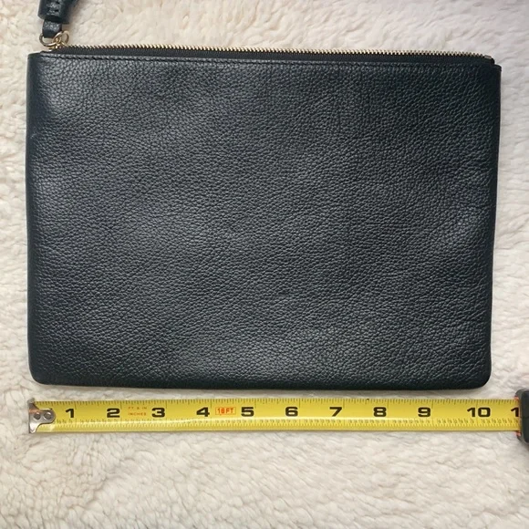 Kate spade ♠️ clutch - Picture 4 of 5